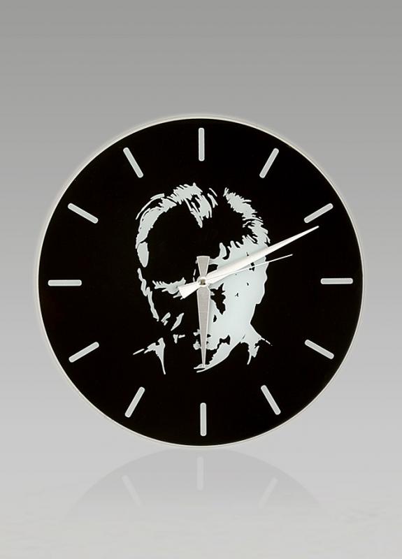 50 kelebek üfleyen saat modeli