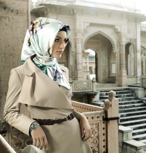 Cok Sik Sade Yeni Sezon Pardesu