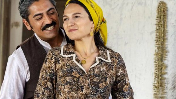 KORKUTAN HABER… Koronavirüse yakalanan ünlü oyuncu durumunun kötüleşmesi üzerine yoğun bakıma kaldırıldı..