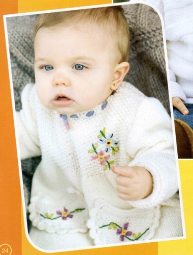 İşlemeli Örgü Bebek Elbisesi Modeli