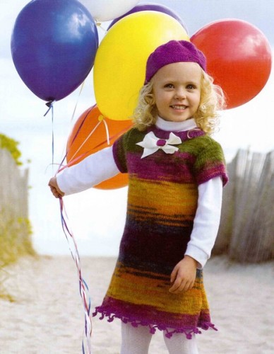 Fiyonklu Örgü Çocuk Elbise ve Şapka Modeli