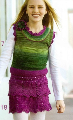 Tığ İşi Süslemeli Çocuk Süveter Modeli