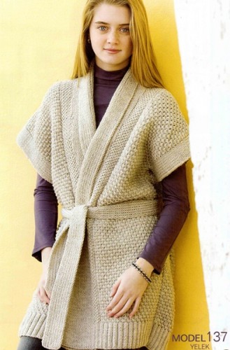 Fındık Örgü Desenli Yarım Kollu Kemerli Tunik Hırka Modeli