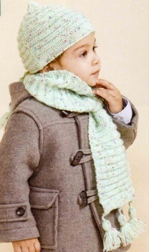 Düz Örgü Desenli Çocuk Atkı ve Bere Modeli