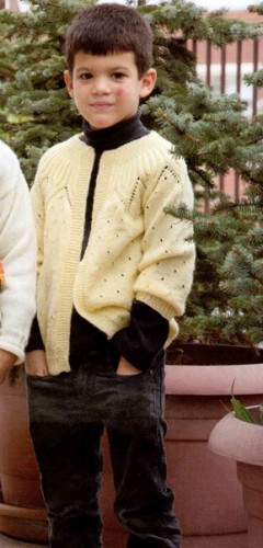 Krem Rengi Erkek Çocuk Spor Hırka Modeli