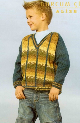 V Yakalı Modelli Erkek Çocuk Kazak Örneği