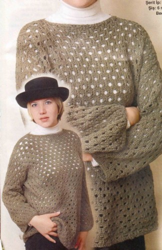 Delikli Ajur Desenli Bayan Tunik Modeli