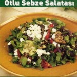 Otlu Sebze Salatası