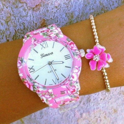 Renk Renk Kol Saatleri