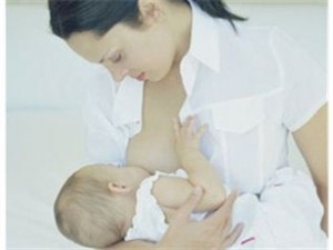 Göğüs ucu çatlamaları