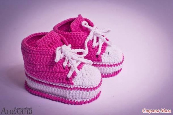 Tığ İşi, Bağcıklı Bebek Patiği – Resimli Aşamalı Tarifi