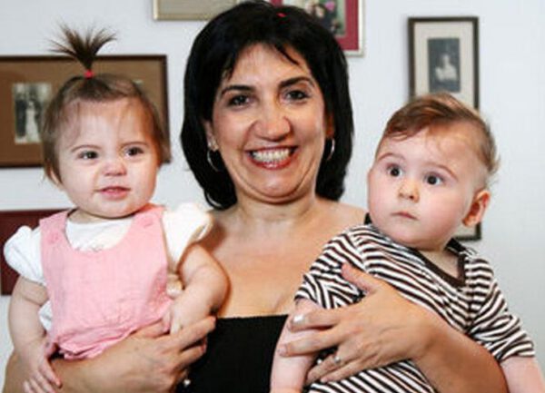 50 yaşında ikiz annesi olmuştu! Füsun Demirel’in çocukları büyüdü