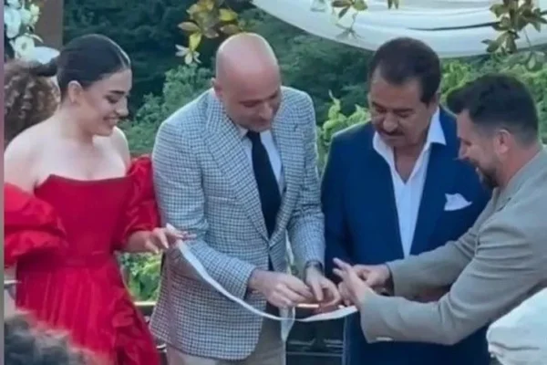 İbrahim Tatlıses’in kızı Dilan Çıtak nişanlandı!