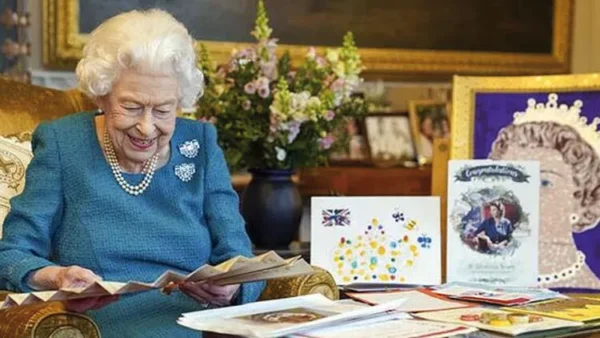 Kraliçe 2. Elizabeth 96 yaşında hayatını kaybetti! Tarih kitaplarını dolduracak bir yaşam