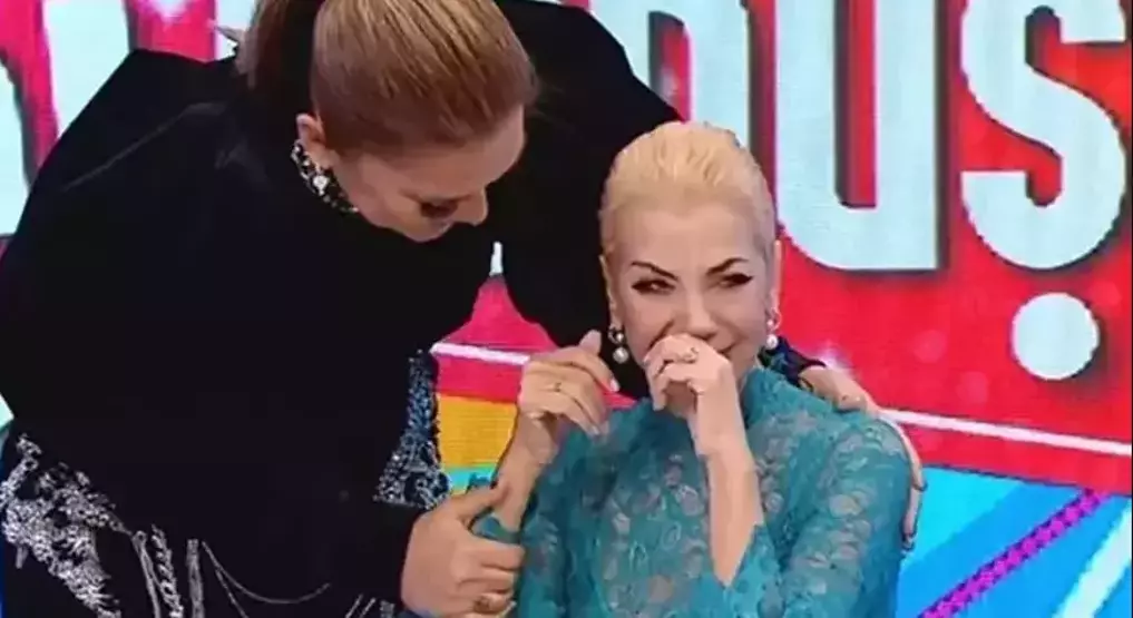 Tanyeli canlı yayında gözyaşlarına boğuldu